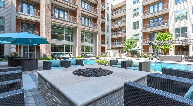Downtown Houston Deluxe King Suite With Spa Amenities, Pool And Free Parking Ngoại thất bức ảnh